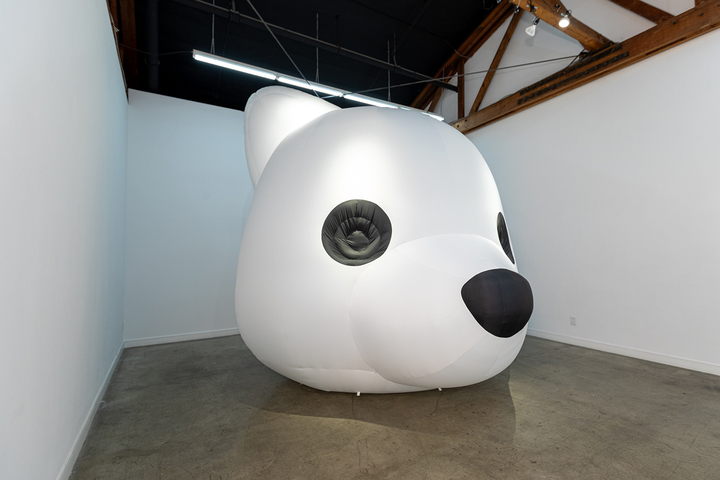 LUKE CHUEH Negative Space BEAR HEAD (INFLATABLE) SIDE ANGLE