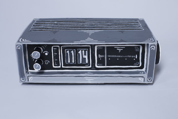 Dosshaus Paper-Thin Hotel CLOCK RADIO 11:14